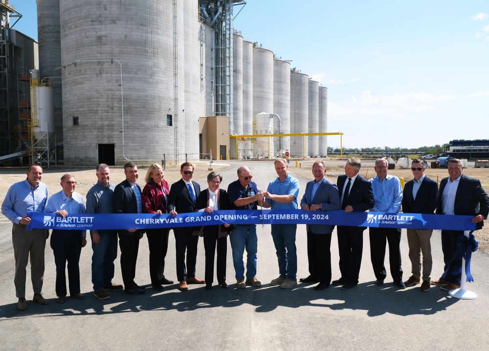 Bartlett, una empresa de Savage , celebra la gran inauguración de su planta de procesamiento de soja en Cherryvale, Kansas